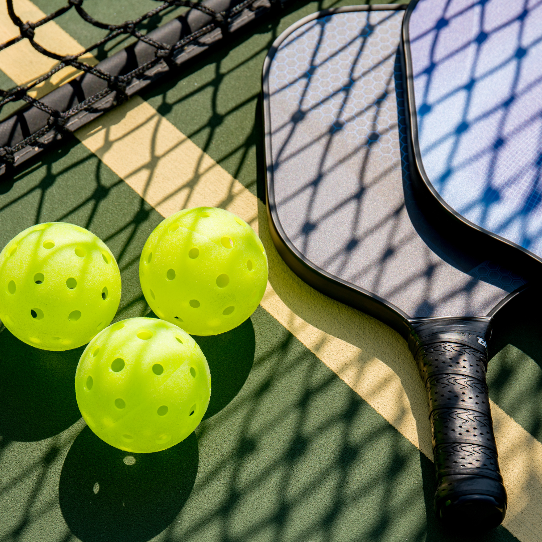 The Different Types of Pickleball Paddles and How to Choose the Right One for You.